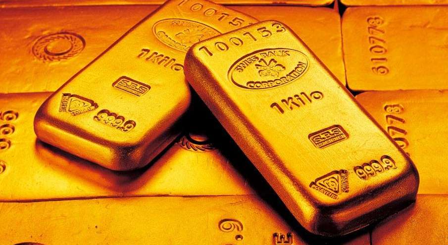 Gold Plunges After Hitting New Highs